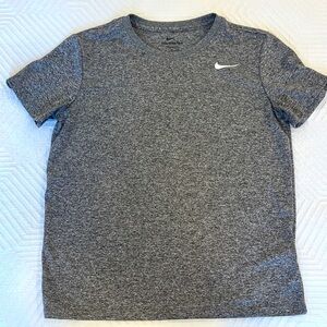 The Nike Tee Dri-Fit Small